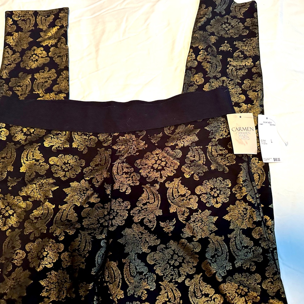 Carmen Marc Valvo Black and Gold Floral Leggings